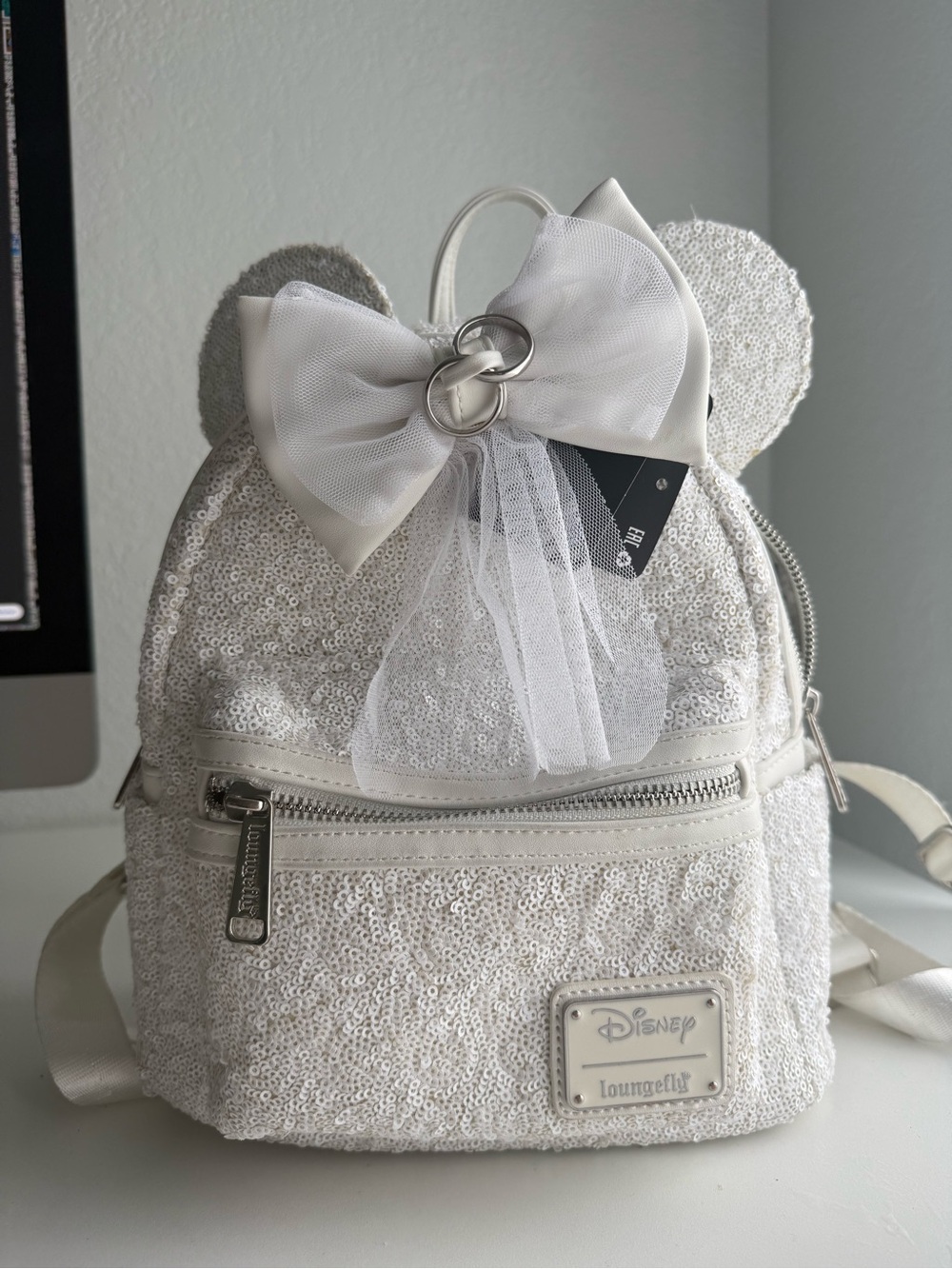 Loungefly Disney Minnie
Mouse Sequin Wedding Mini
Backpack White
